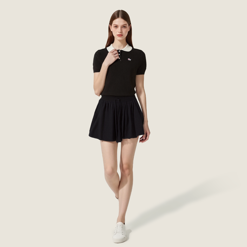 Women's Black Cropped Polo Sweater with White Collar and Fox Embroidery-Trendy Casual Knit Top A10049