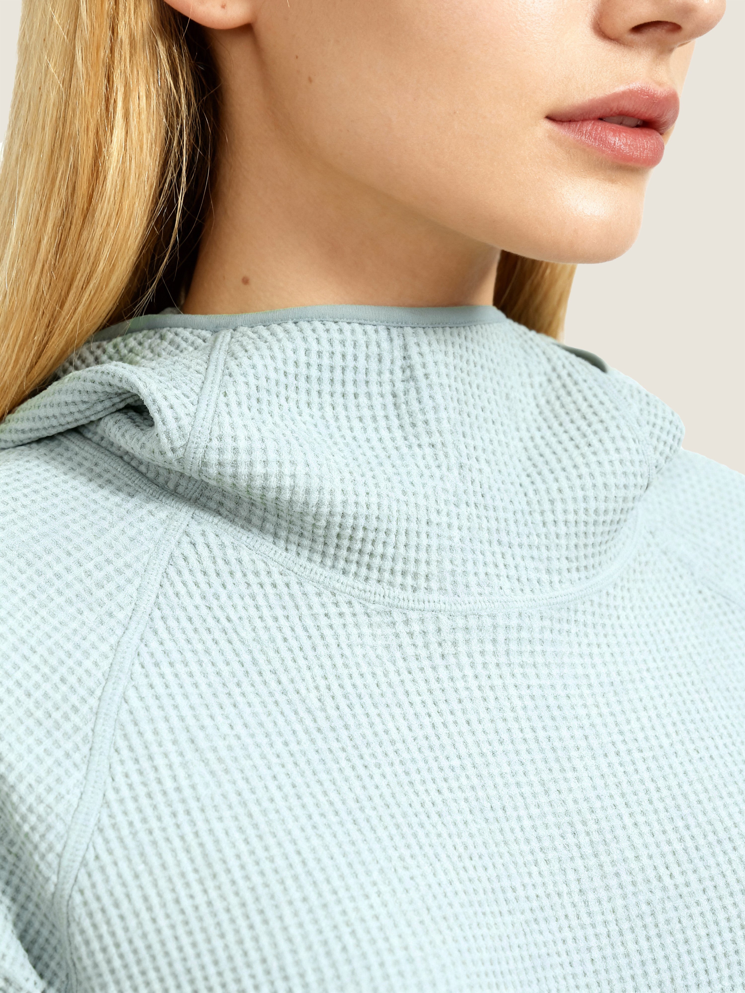 Waffle-Knit Hooded Sweatshirt M31N