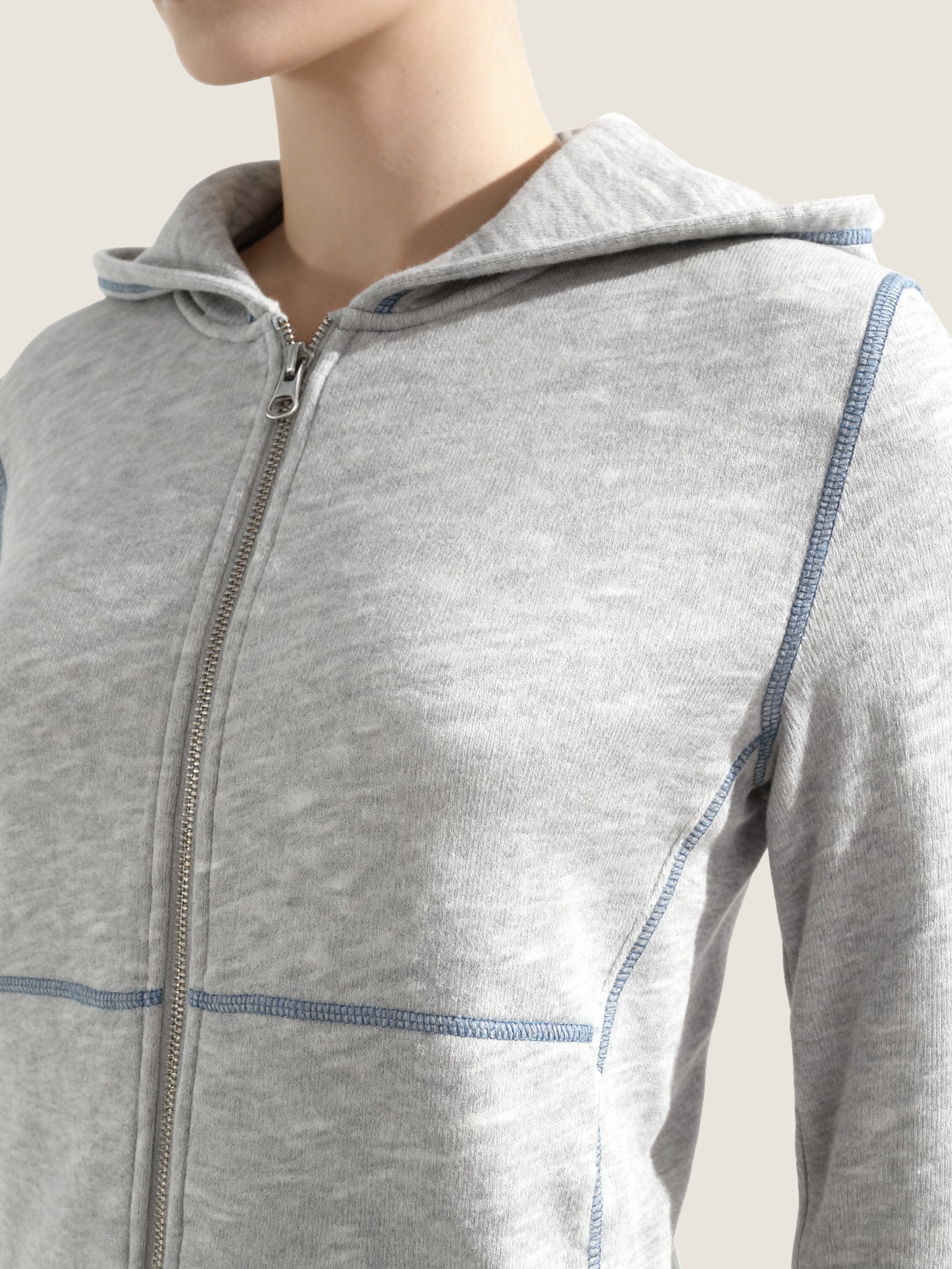 Contrast Stitch Two-Piece Set M31N