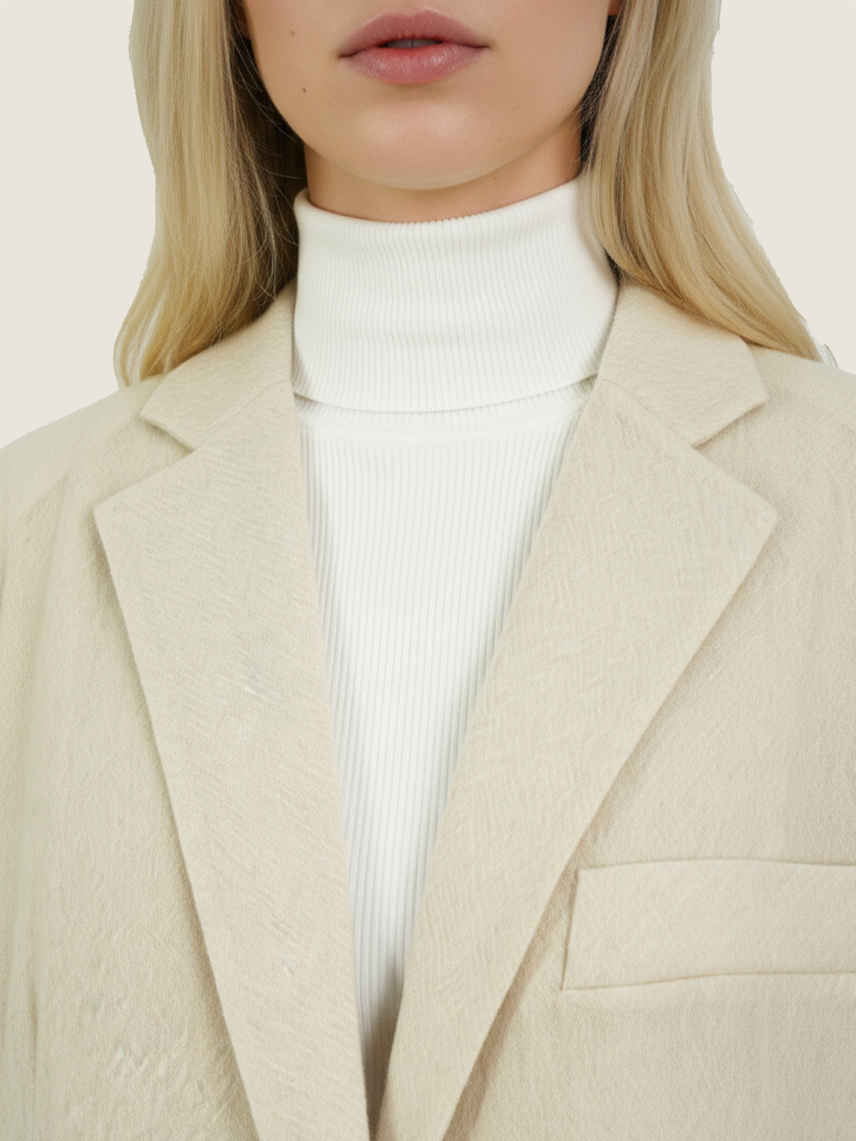 Structured Worsted Wool Jacket with Silk Lining M31N