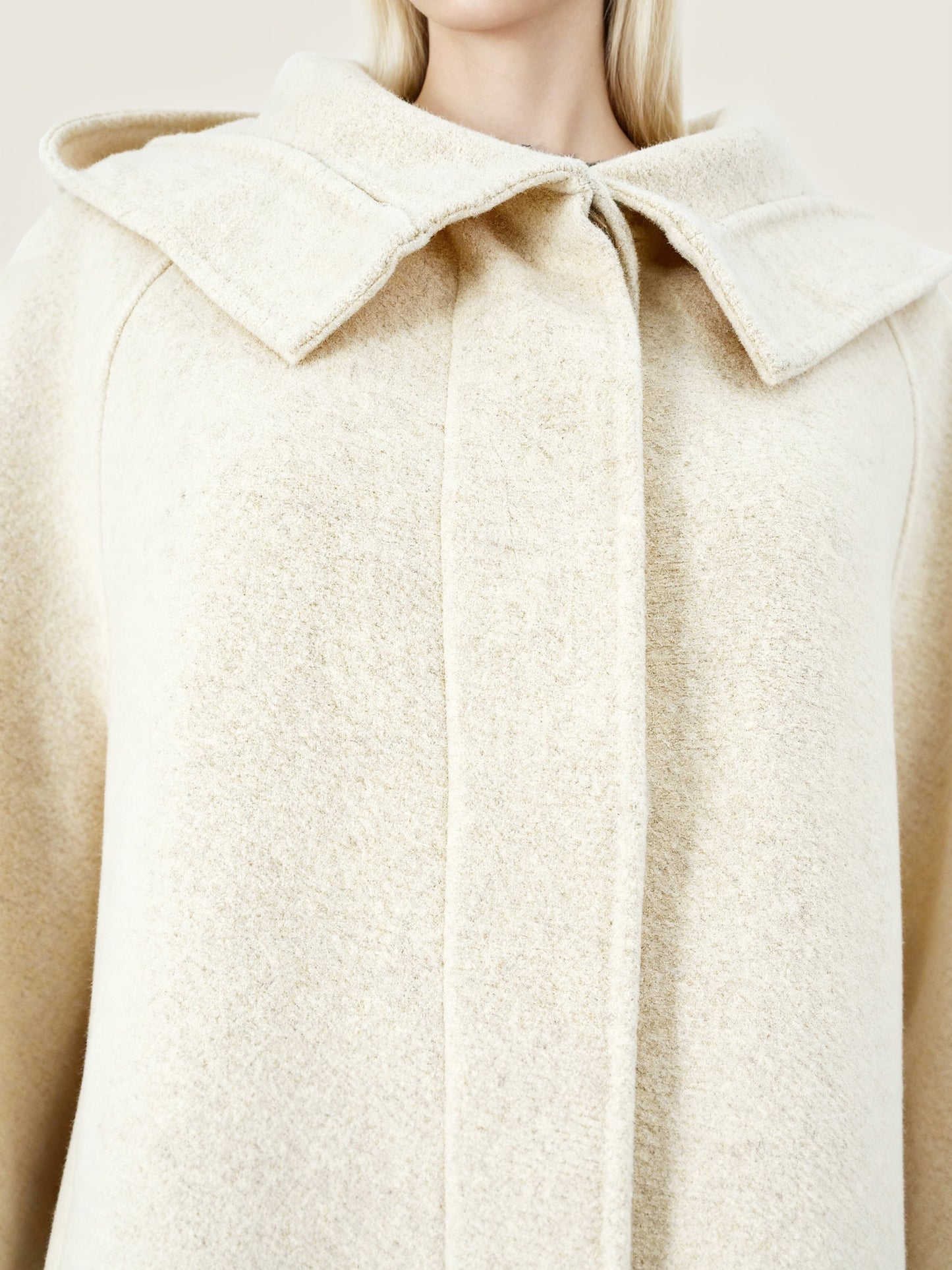 Wool Hooded Coat M31N