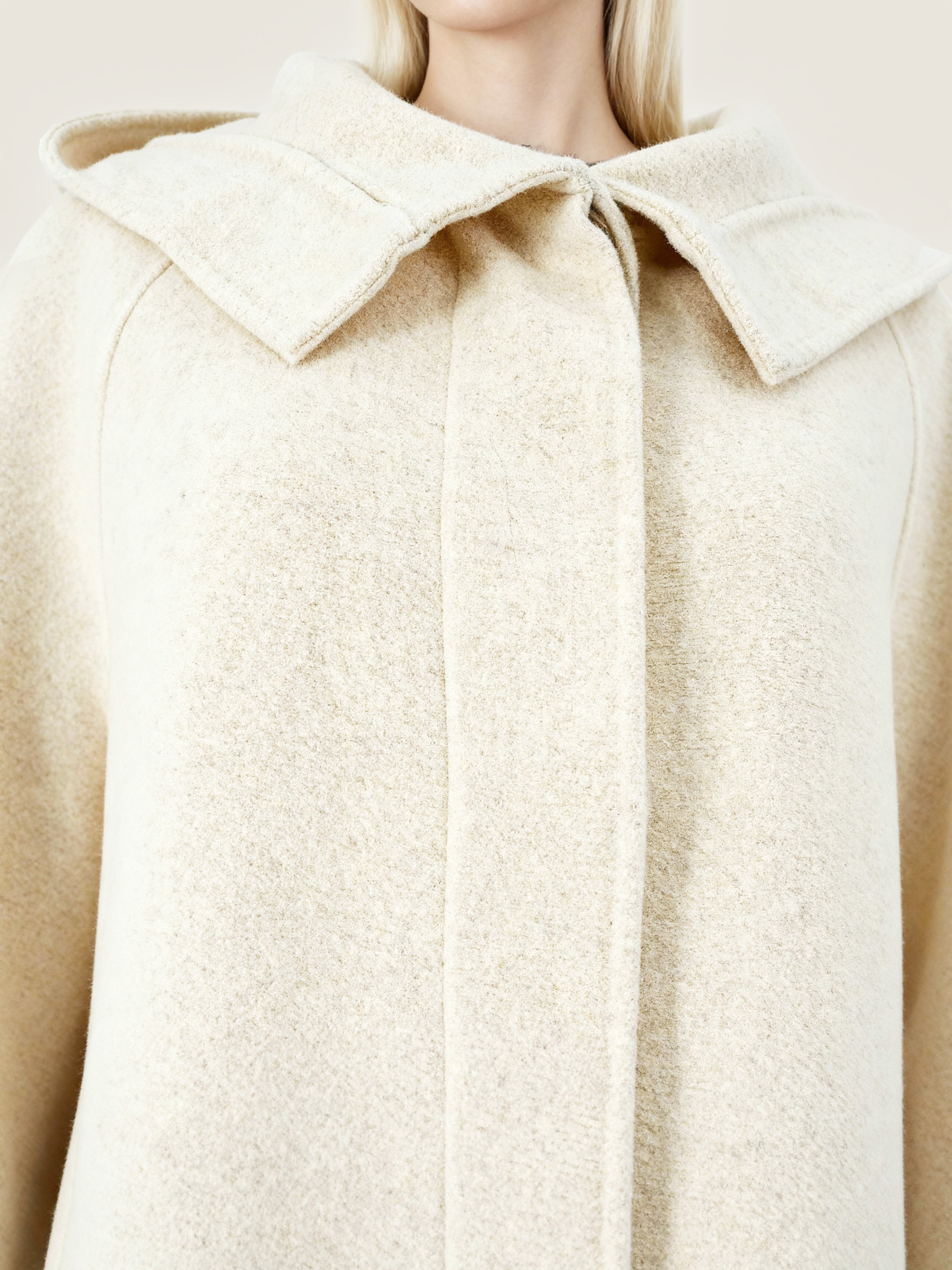 Wool Hooded Coat M31N