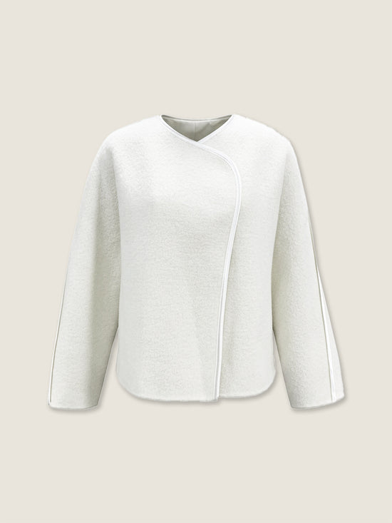 Structured Jacket with Curved Seam M31N