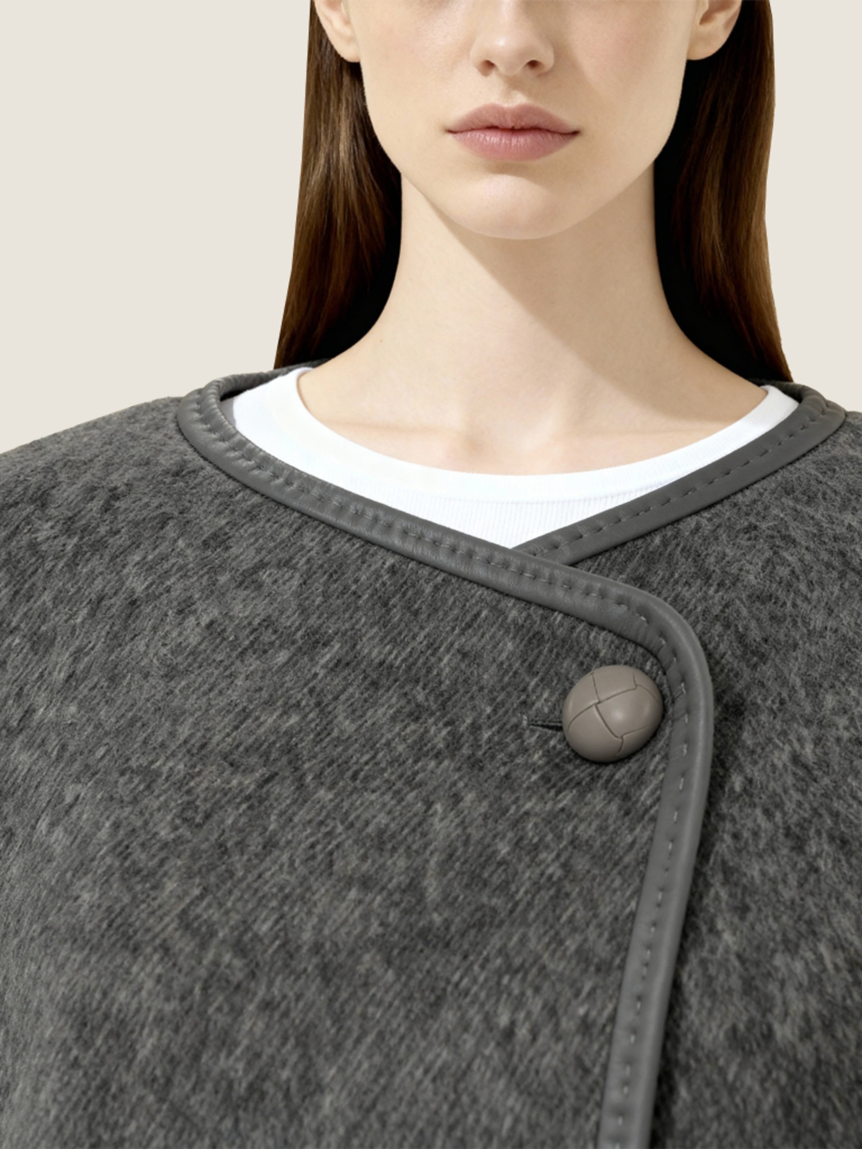 Asymmetric Wool Coat M31N