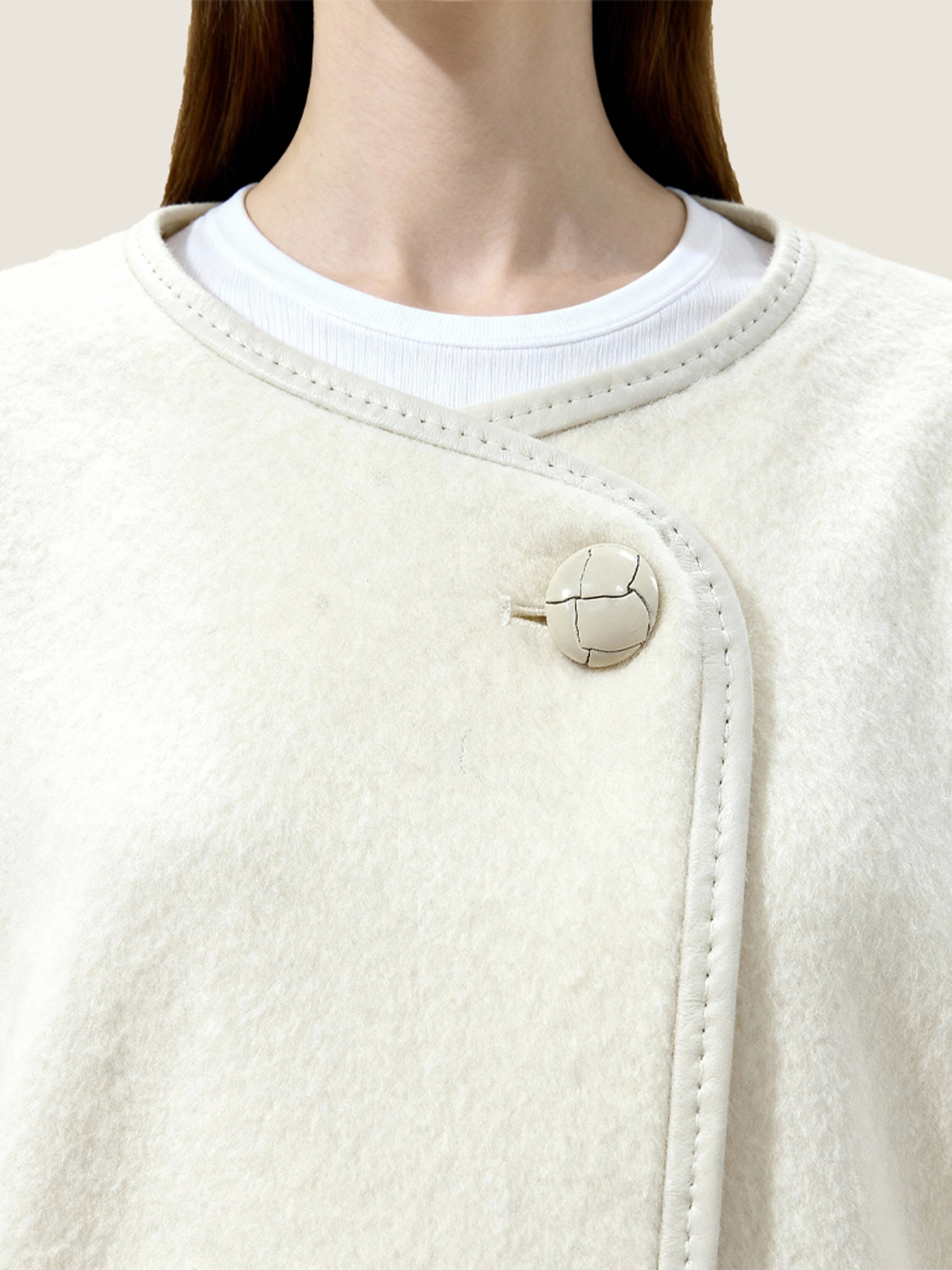 Asymmetric Wool Coat M31N