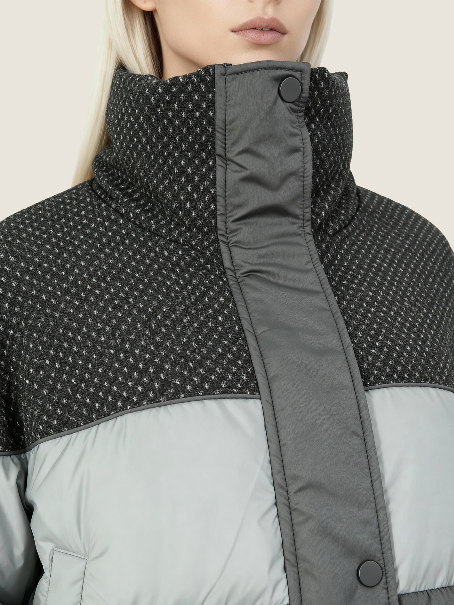 Tri-Tone Patchwork Down Jacket M31N