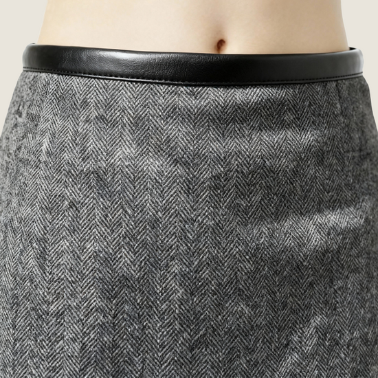 Charcoal Contrast-Collar Two Piece Set M31N