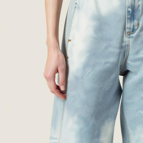 Women's Loose Wide Leg Denim Jeans with Back Embroidery A10039