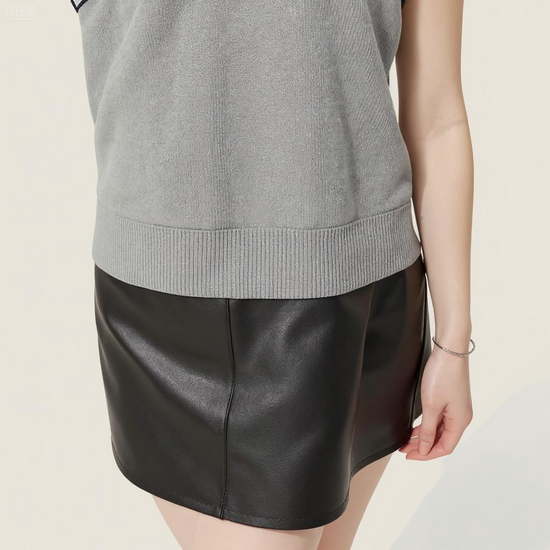 Wool-Blend Knit Vest A10016